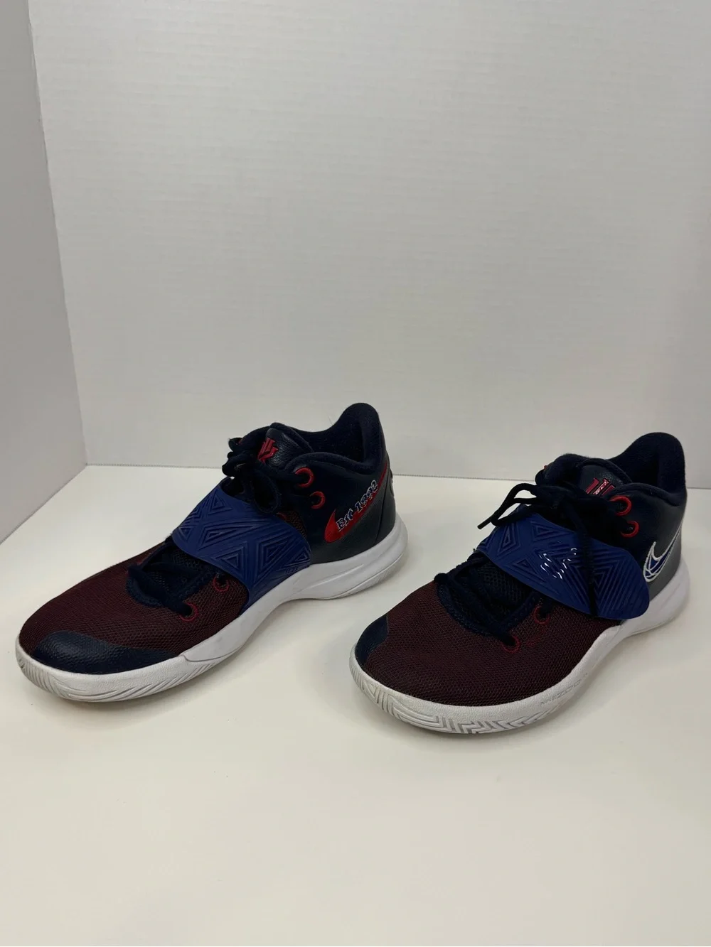 Nike Men’s Basketball Shoes - Navy/Maroon